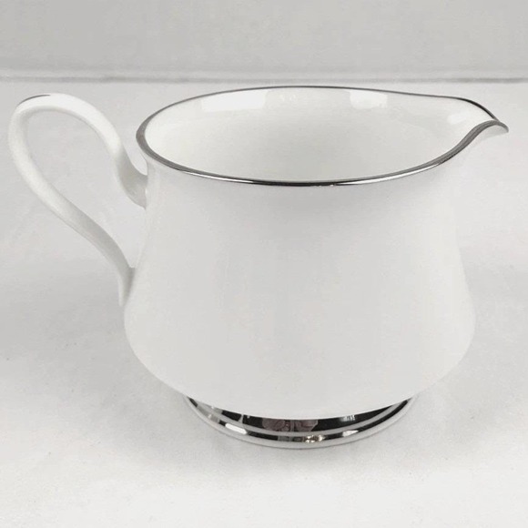 Vtg Oxford by Lenox Lexington Bone China Creamer White Platinum Trim USA Made - Picture 3 of 6